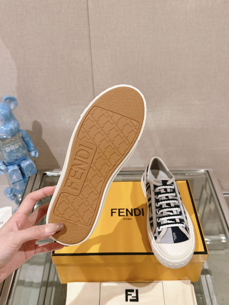 Fendi Low Shoes